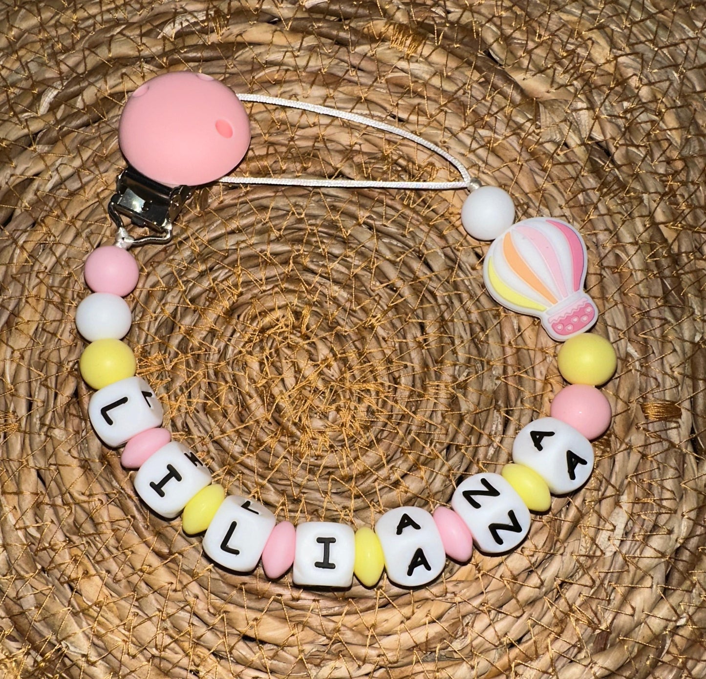 Chupetero Personalizado Globo Rosa para Bebé – Silicona Segura y Libre de BPA
