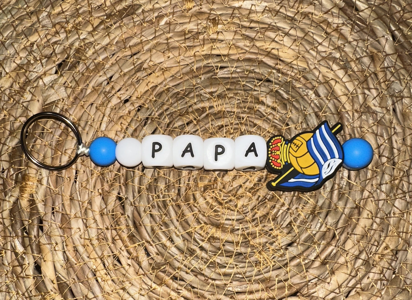 Llavero Personalizado Real Sociedad – Silicona Segura, Resistente y Libre de BPA
