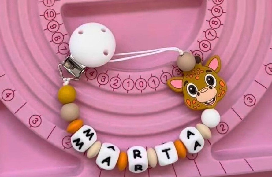 Chupetero Personalizado Jirafa para Bebé – Silicona Segura y Libre de BPA