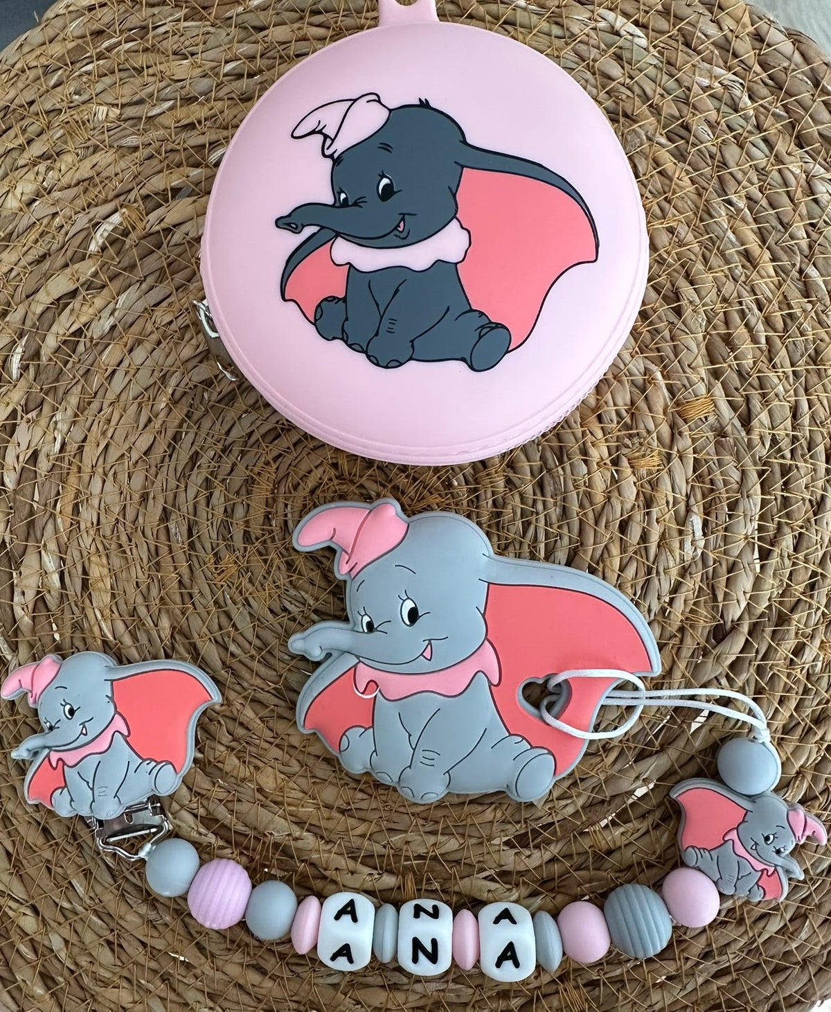 Pack chupetero, portachupetes y mordedor Dumbo Rosa para Bebe - Silicona Segura y Libre de BPA